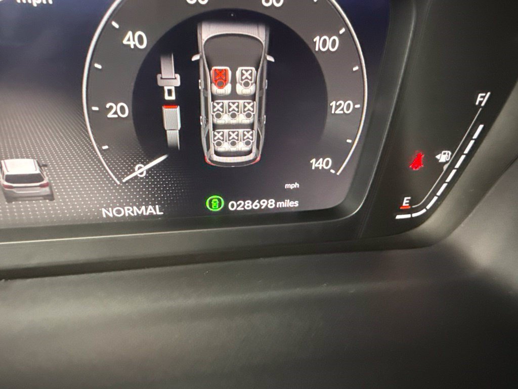 Used 2024 Honda Pilot Elite image 16