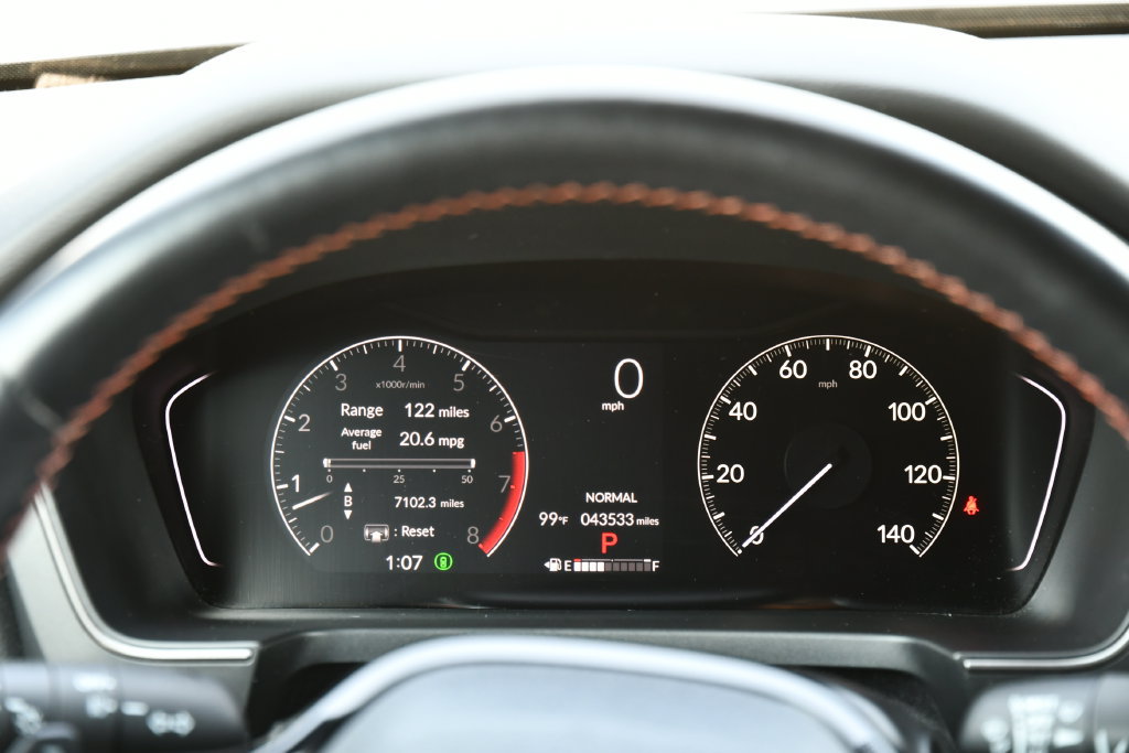 Used 2025 Honda Pilot TrailSport image 28