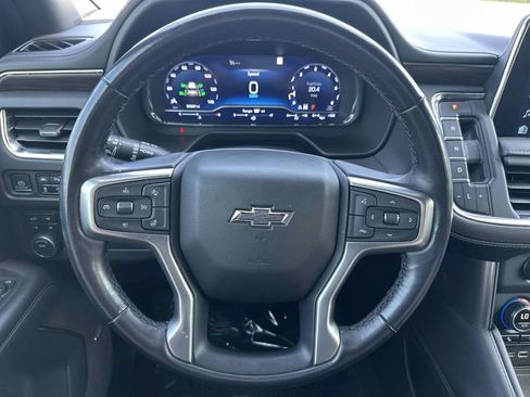 Used 2022 Chevrolet Tahoe Z71 w/ Luxury Package AWD/4WD image 25