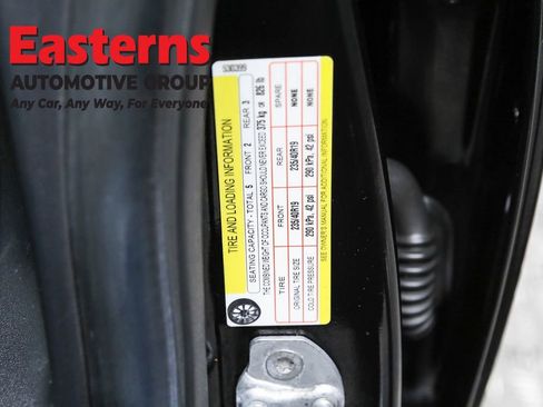 Used 2019 Tesla Model 3 Long Range image 32