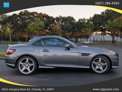 Used 2016 Mercedes-Benz SLK 300 image 6