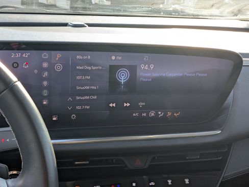 Used 2024 Buick Envision Preferred image 22