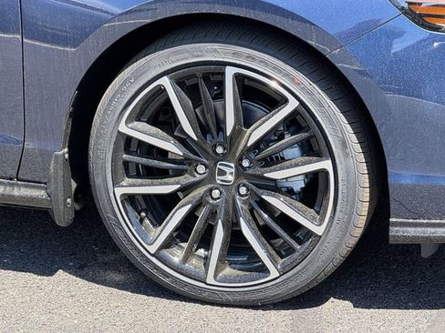 New 2026 Honda Accord Touring image 5