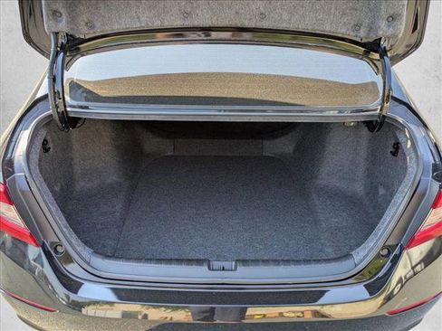 Used 2018 Honda Accord LX image 6