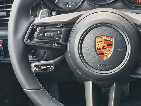 New 2026 Porsche Macan S image 16