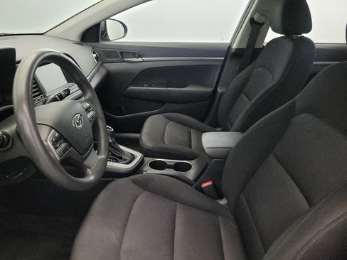 Used 2018 Hyundai Elantra SE w/ SE Connectivity Package 04 FWD image 17