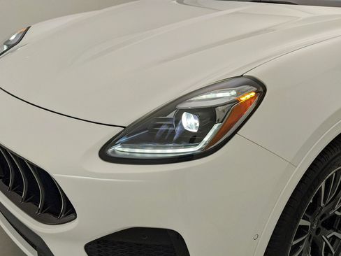 Used 2024 Maserati Grecale GT image 54