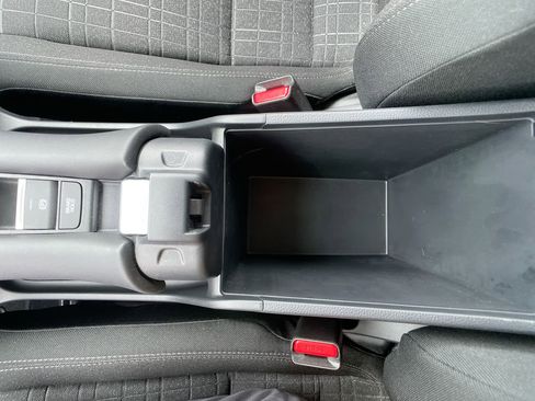 Certified 2024 Honda HR-V LX image 20