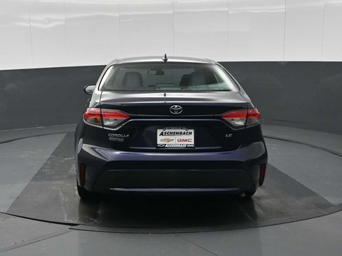 Used 2021 Toyota Corolla LE image 8