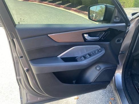 Used 2022 Acura MDX w/ Technology Package AWD/4WD image 14