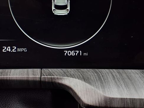 Used 2024 Kia Telluride SX image 24