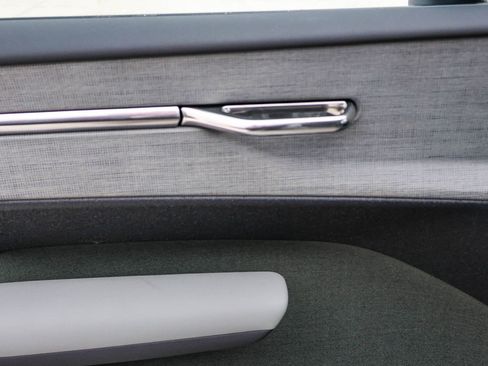 New 2026 Volvo EX30 Cross Country Ultra w/ Protection Package Premier image 29