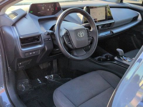 Certified 2025 Toyota Prius LE AWD/4WD image 9