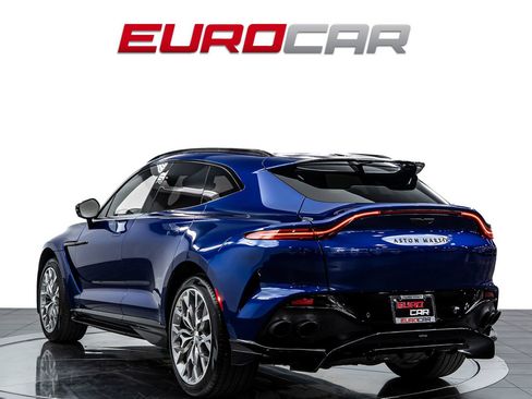 Used 2023 Aston Martin DBX 707 AWD/4WD image 3