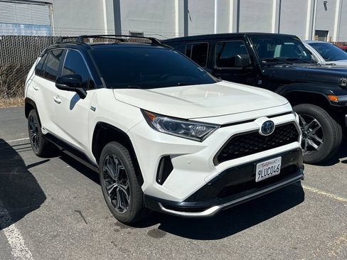 Used 2021 Toyota RAV4 XSE w/ Premium Package AWD/4WD image 2