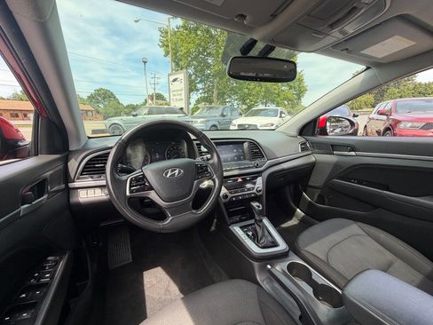 Used 2017 Hyundai Elantra Value Edition FWD image 38