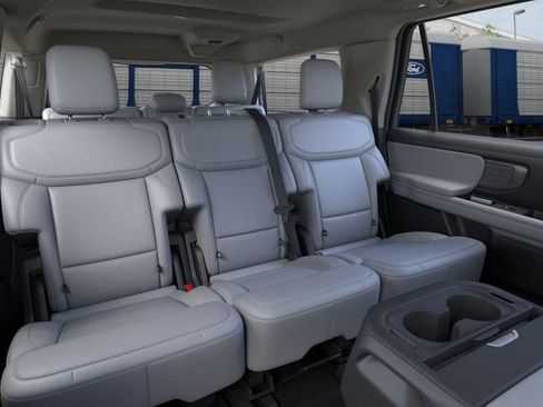 New 2026 Ford Expedition Max Platinum w/ Driver's Package AWD/4WD image 11
