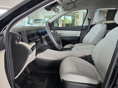 Used 2025 Hyundai Tucson SEL AWD/4WD image 21