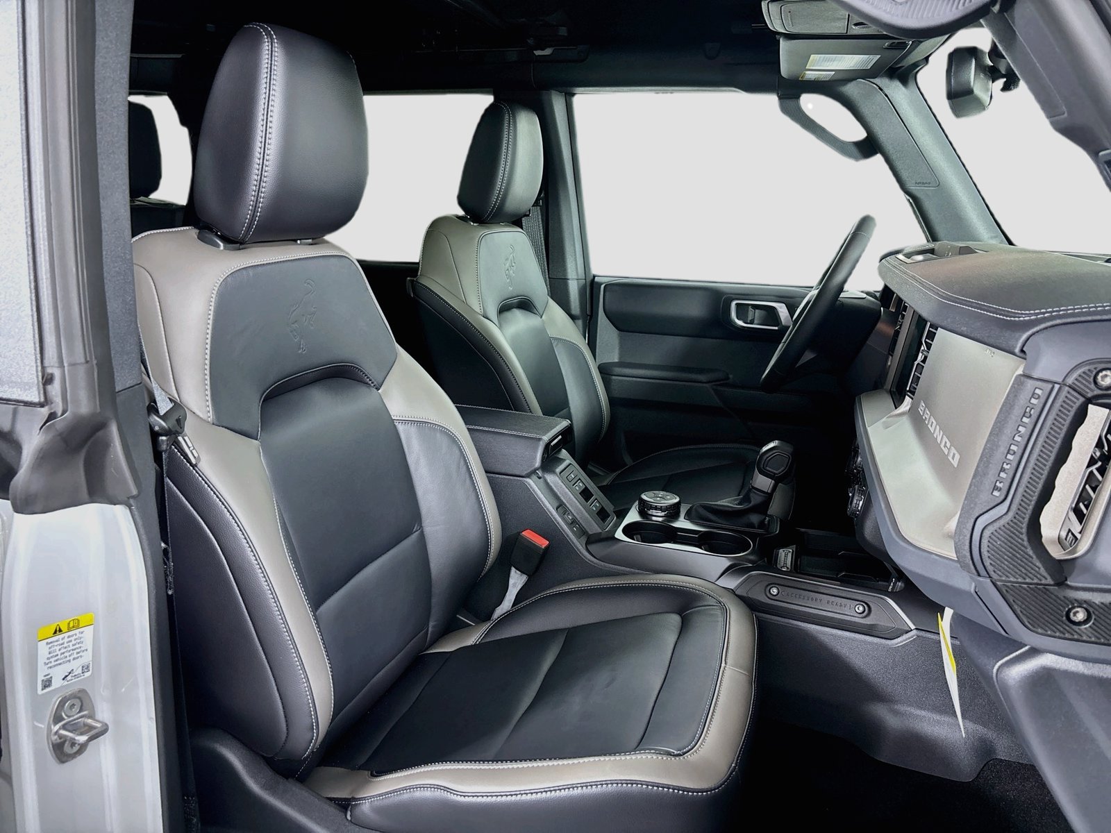 New 2026 Ford Bronco Outer Banks AWD/4WD image 28