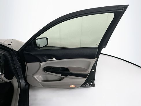 Used 2012 Honda Accord LX image 28
