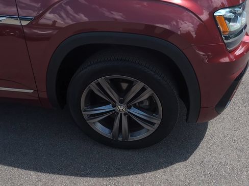 Used 2019 Volkswagen Atlas SEL R-Line AWD/4WD image 3