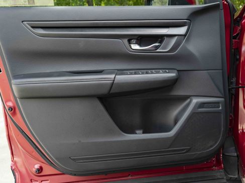 Used 2025 Honda CR-V EX image 36