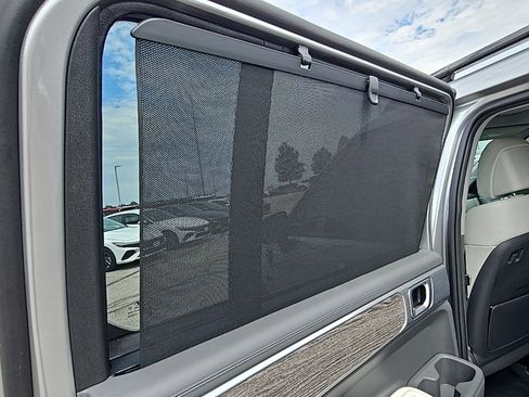 Used 2024 Hyundai Santa Fe Limited image 31