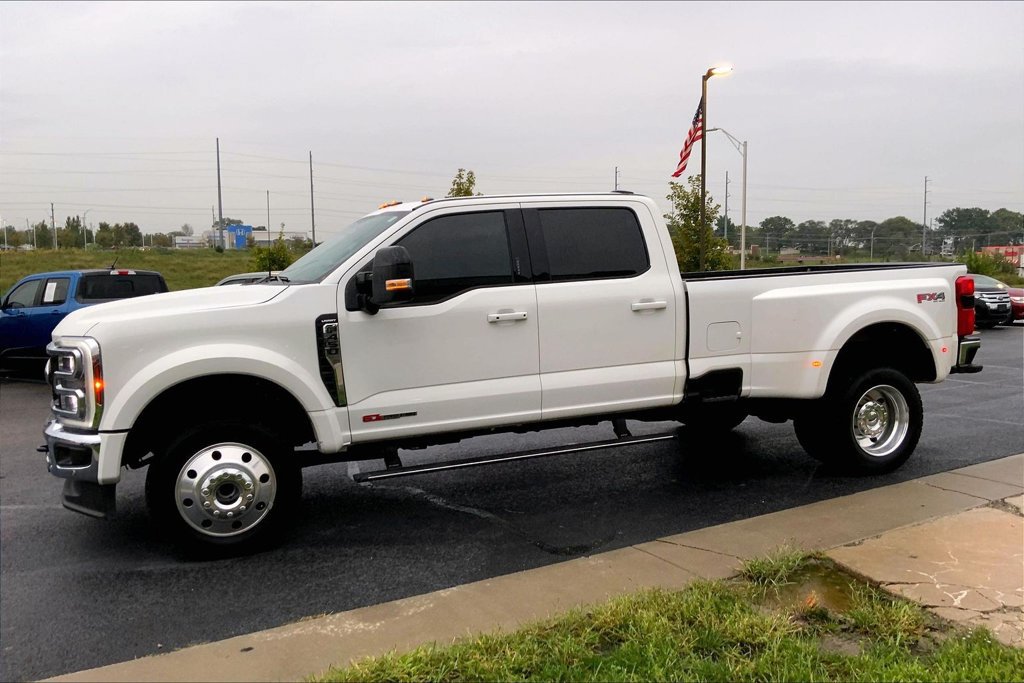 Used 2024 Ford F450 Lariat w/ Lariat Ultimate Package AWD/4WD image 12