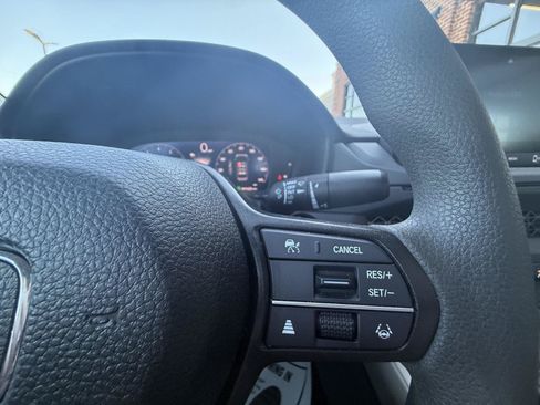 Used 2025 Honda Accord LX image 8