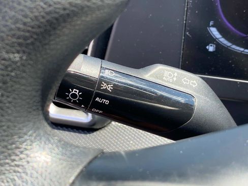 Used 2023 Kia Sportage LX image 19