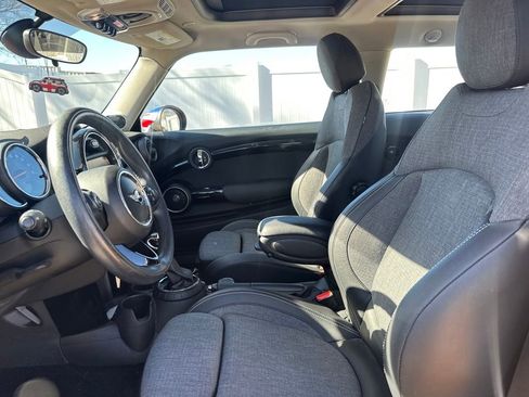 Used 2015 MINI Cooper S image 10