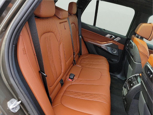 New 2026 BMW X5 M60i AWD/4WD image 17