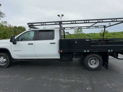 Used 2021 Chevrolet Silverado 3500 W/T w/ WT Convenience Package image 5