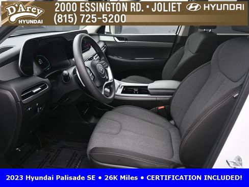 Used 2023 Hyundai Palisade SE image 10