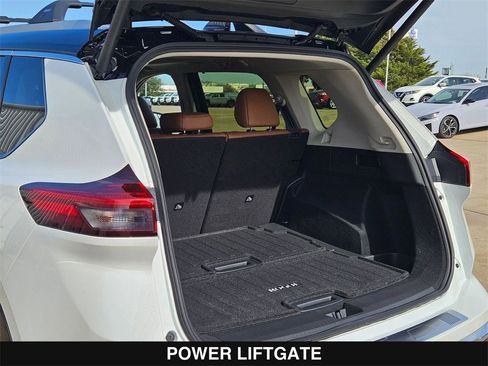 New 2026 Nissan Rogue Platinum image 29