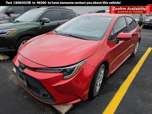Used 2021 Toyota Corolla LE image 1