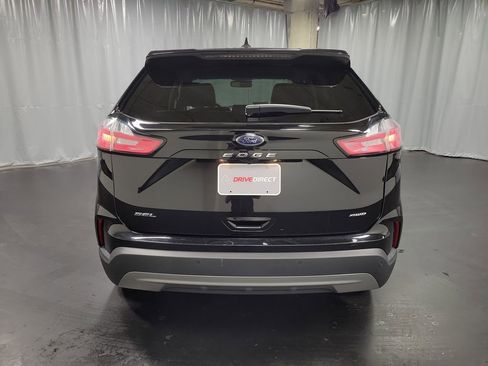 Used 2024 Ford Edge SEL image 7