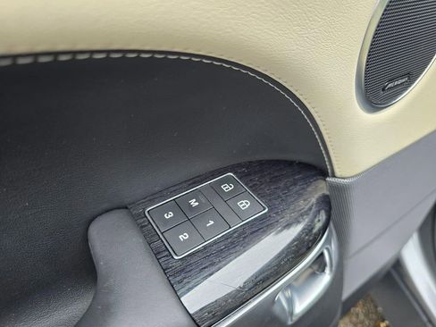 Used 2021 Land Rover Range Rover Sport HSE Silver Edition image 25