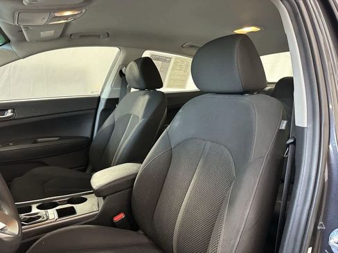Used 2019 Kia Optima LX image 11