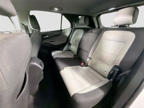 Used 2021 Chevrolet Equinox LS w/ LS Convenience Package FWD image 23