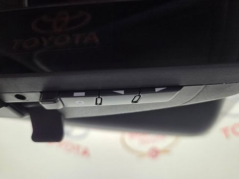 New 2026 Toyota Tundra Limited AWD/4WD image 88