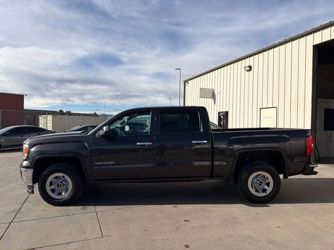 Used 2015 GMC Sierra 1500 2WD Crew Cab image 8
