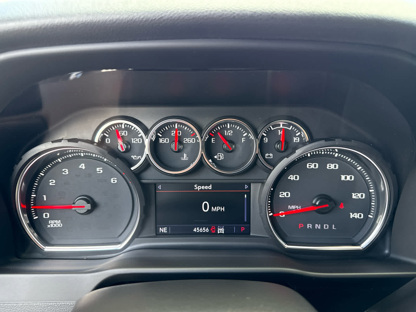 Certified 2022 Chevrolet Silverado 1500 RST AWD/4WD image 15