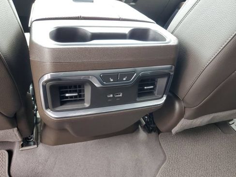 Used 2022 GMC Sierra 1500 Denali AWD/4WD image 16