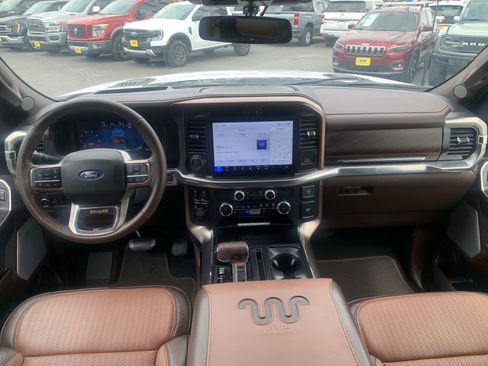 Used 2025 Ford F150 King Ranch w/ FX4 Off-Road Package image 6