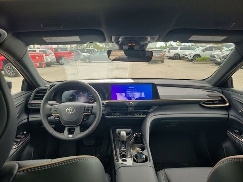 New 2026 Toyota Crown XLE image 10