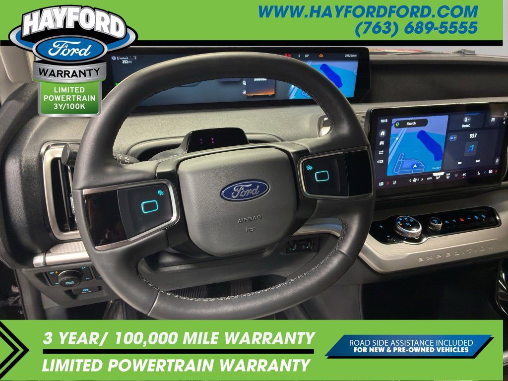 Used 2025 Ford Expedition Max Active AWD/4WD image 11