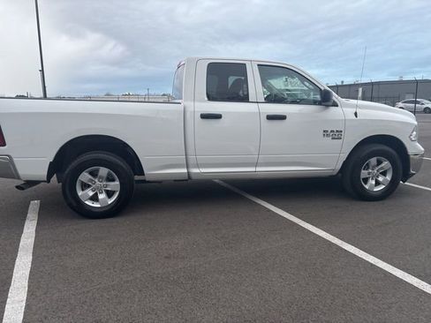 Used 2024 RAM 1500 Classic SLT image 5