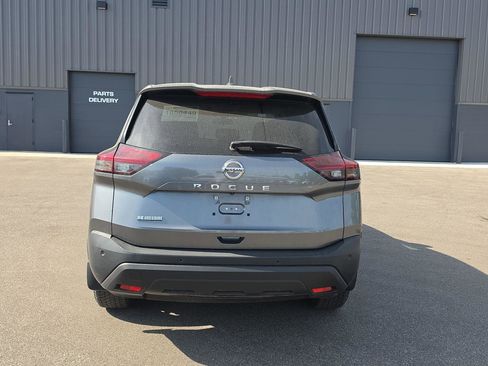 Used 2021 Nissan Rogue S FWD image 4