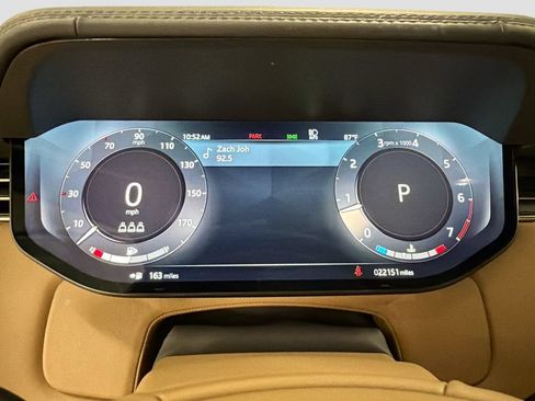 Used 2023 Land Rover Range Rover SE AWD/4WD image 13